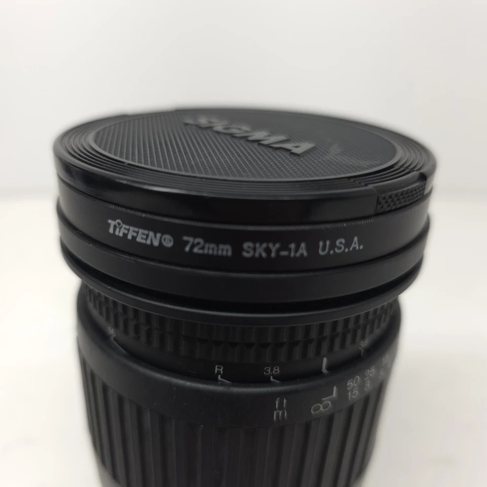 SIGMA 28-200mm D F/3.8-5.6 UC ASPHERICAL ZOOM LENS W/ Sky Filter - Image 4 of 4