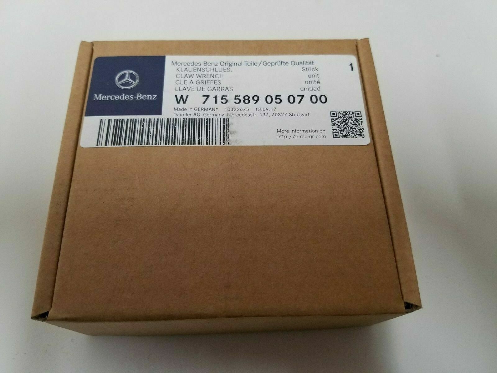 Mercedes Benz W715589050700 Klauenschlues. W 715 589 05 07 00 UR  