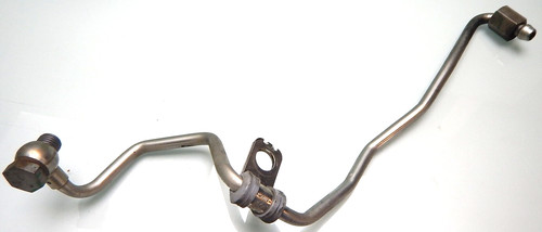 VW GOLF VII / 7 / 2,0TDI 150PS / LEITUNG ÖLLEITUNG TURBO / 04L145771H (BR186)