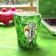 ICE BREAKERS Ice Cubes Kiwi Watermelon Chewing Gum 40 pieces ( Pack of 2 )