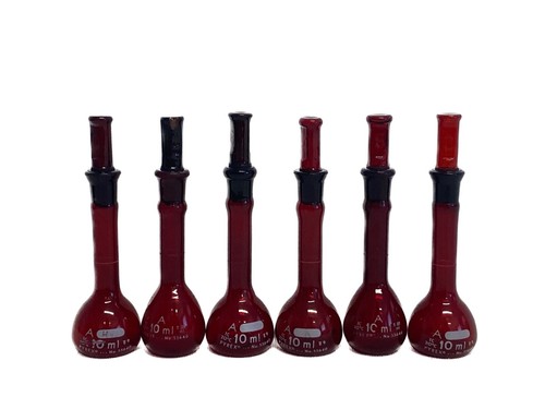 (6) PYREX Red Low Actinic Glass Class A 10mL ±0.02 Volumetric Flasks 55640-10 B