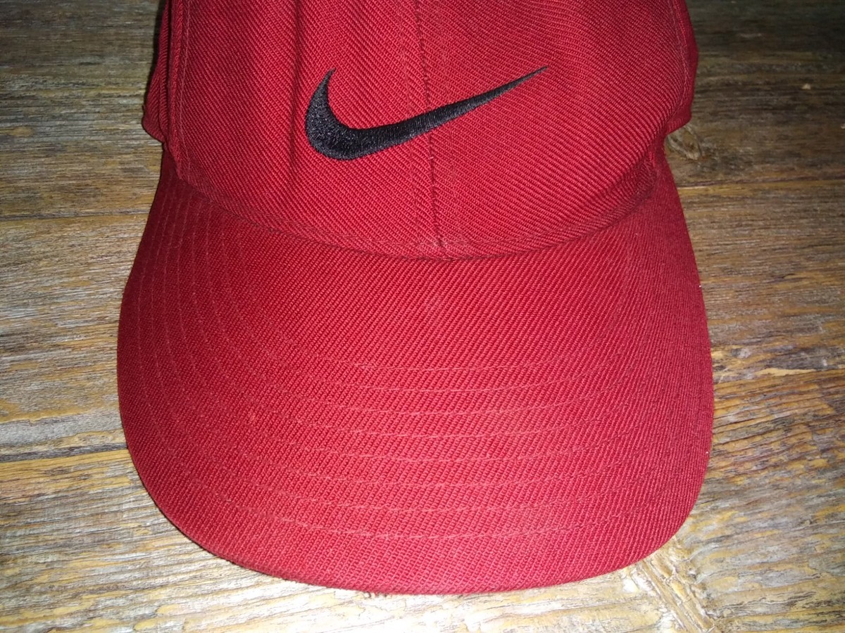 red nike fitted hat