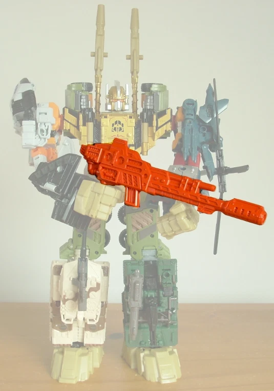 TRANSFORMERS RUINATION COMBINER WARS RENDERFORM RIFLE - Photo 2/2