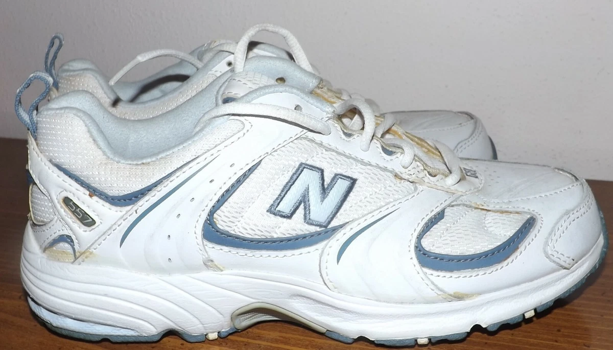 NEW BALANCE GENTLY USED WALKING STRIDE PATH WHITE SHOES SIZE 6.5M