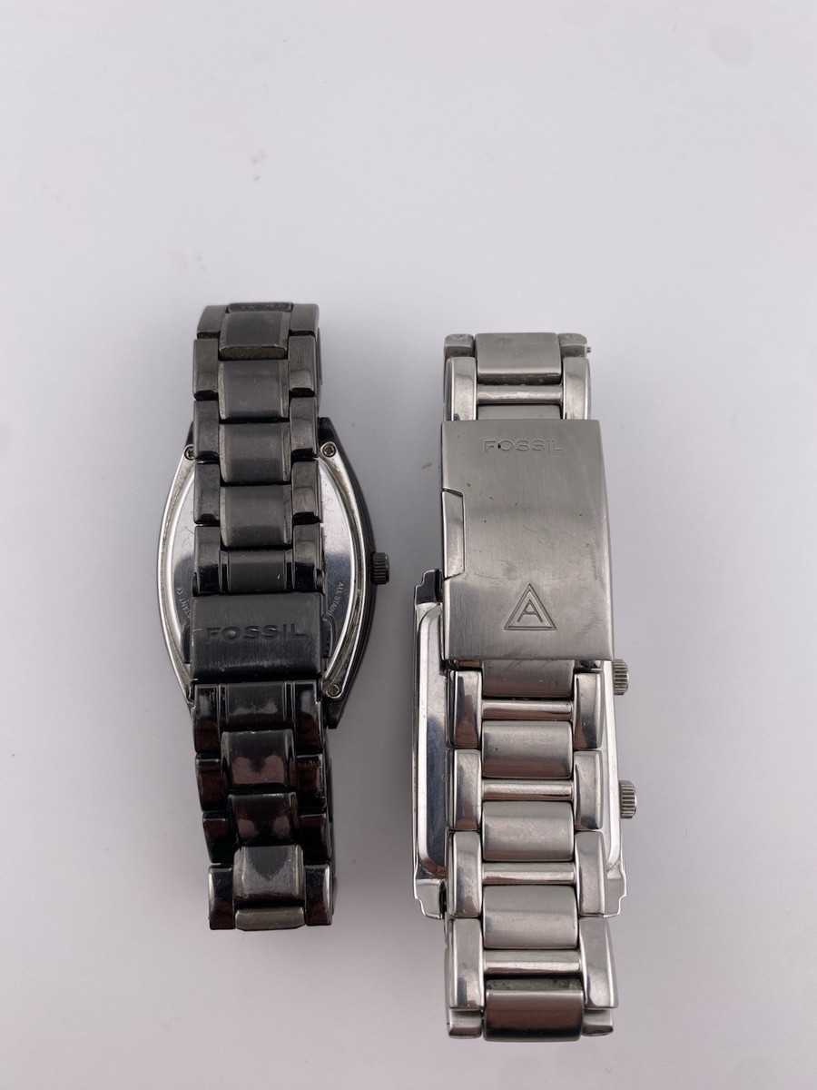 Lot of 2 ladies FOSSIL watches #11236
Running with new batteries Lot Of 2 Women main image 2