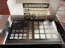 Native Instruments Maschine Mikro 2 MK2 Controller w Box with LICENSE TRANSFER