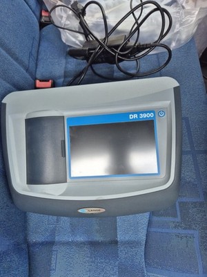 HACH DR3900 Spektralphotometer  mit RFID/Touchscreen/2xUSB-A/1xUSB-B/1x Ethernet