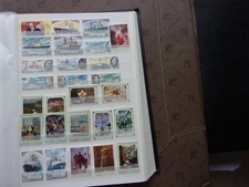 RUSSIE - 27 timbres (majorités n** MNH) (B1)