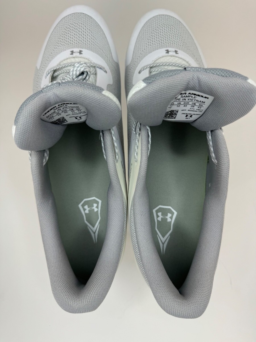 Baseball/ football Cleats- Under Armour; size 11; white/grey  display picture 1