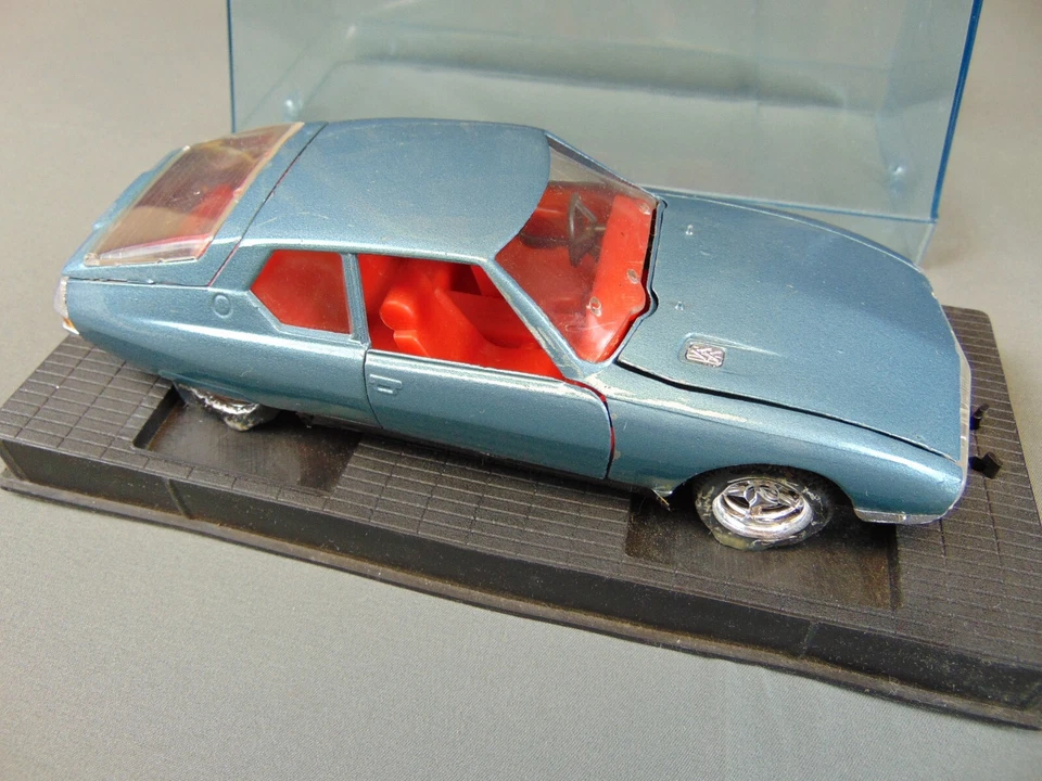 Nacoral CITROEN SM Vintage Diecast Car "AS - IS" in case - Image 2 of 4