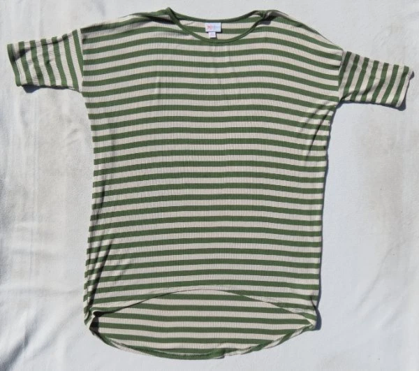 LULAROE бежевый зеленый полоски ребристый трикотажа вискозы IRMA футболка туника верхний размер M EUC - Изображение 3 из 4