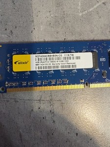Elixir M2F4G64CB8HB5N-CG (4GB, PC3-10600 (DDR3,  240-pol.) RAM Module