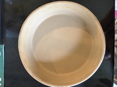 Pampered Chef 8  Round Stoneware 2  Deep