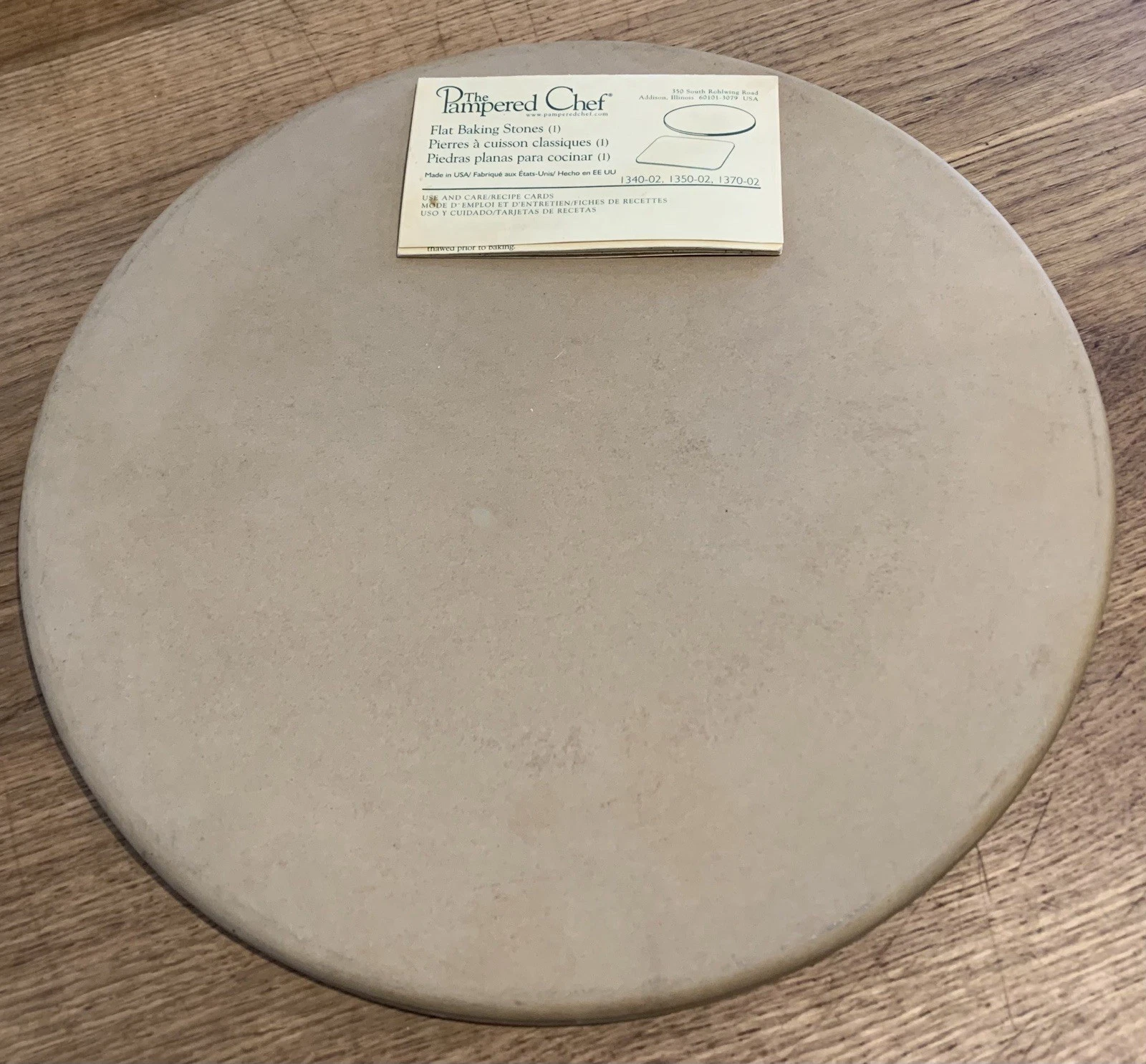 Pampered Chef 13” Round Pizza Baking Stone Family Heritage Collection