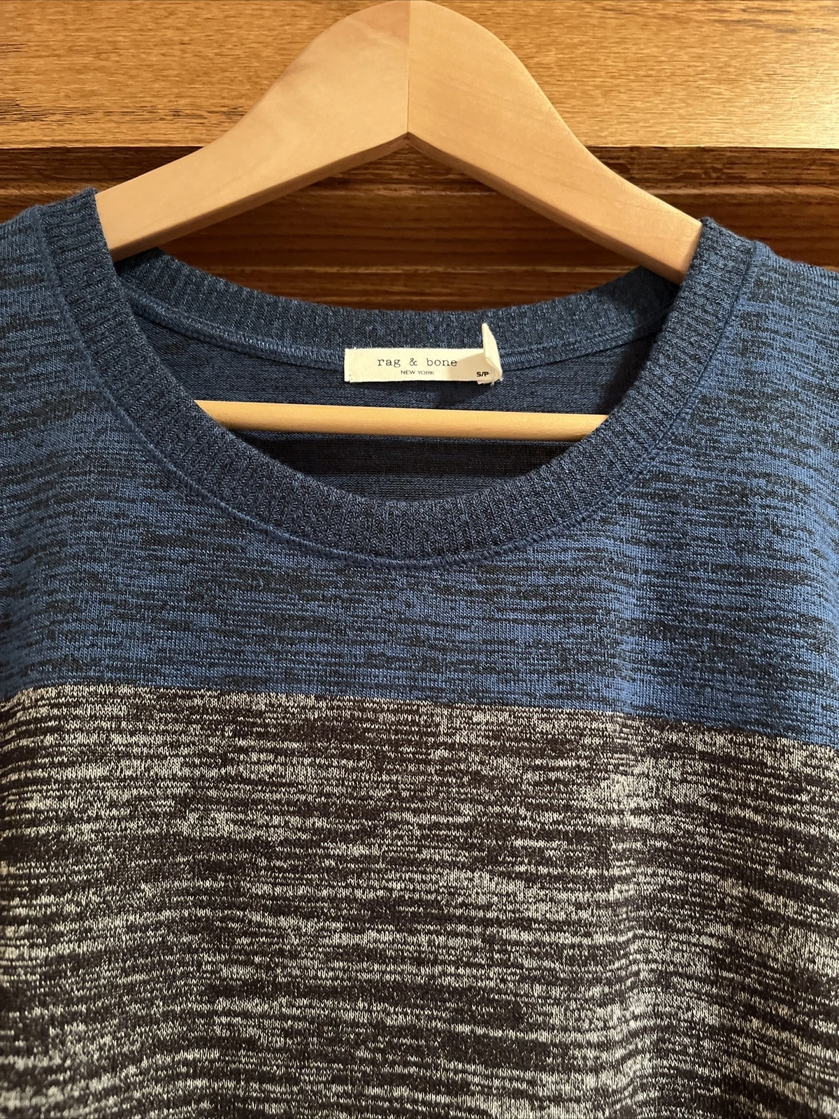 Pull à rayures larges Rag & Bone taille S qualité suprême nuances de bleu cool