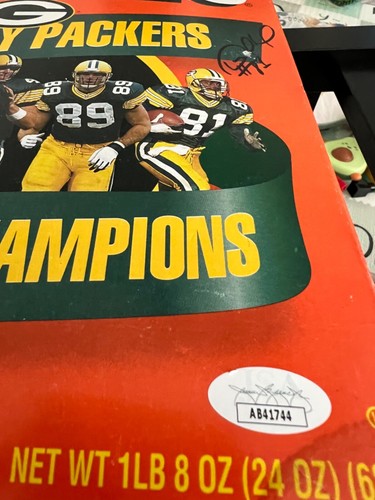 JSA 1997 SB XXXI CHAMPS’ PACKERS DESMOND HOWARD AUTOGRAPHED WHEATIES BOX - Picture 2 of 6