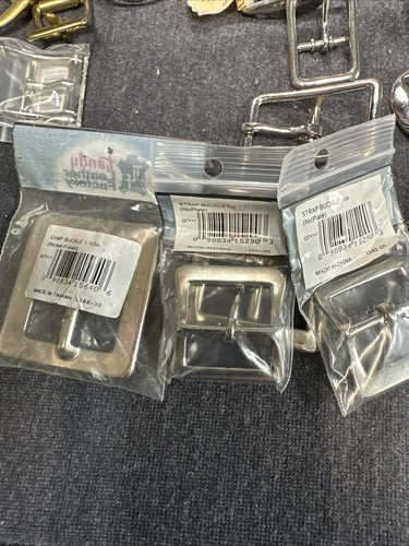 Tandy Leather Factory Belt Buckles Lot of 30 Various Sizes and Finishes Saddles - Picture 10 of 11