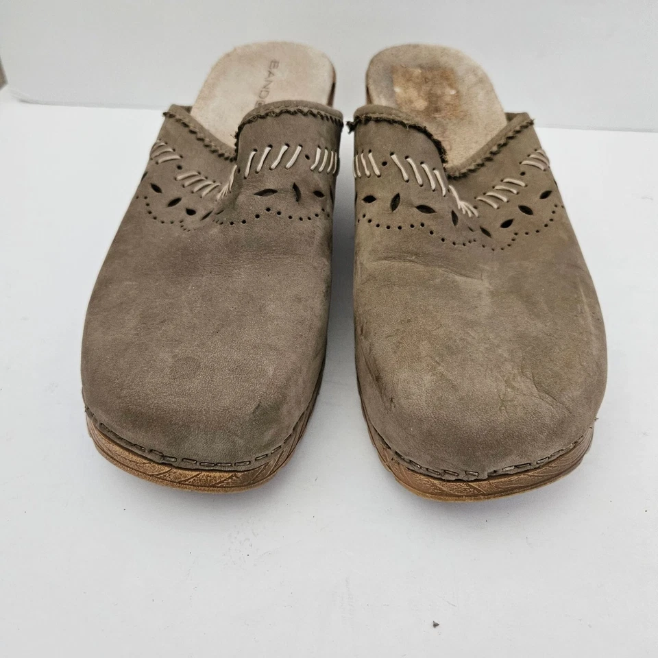 Zuecos Bandolino Mujer Talla 9 Mula Bronceado Claro Verde Oliva Punta de Choque Tacón 2" Foto 2 de 4