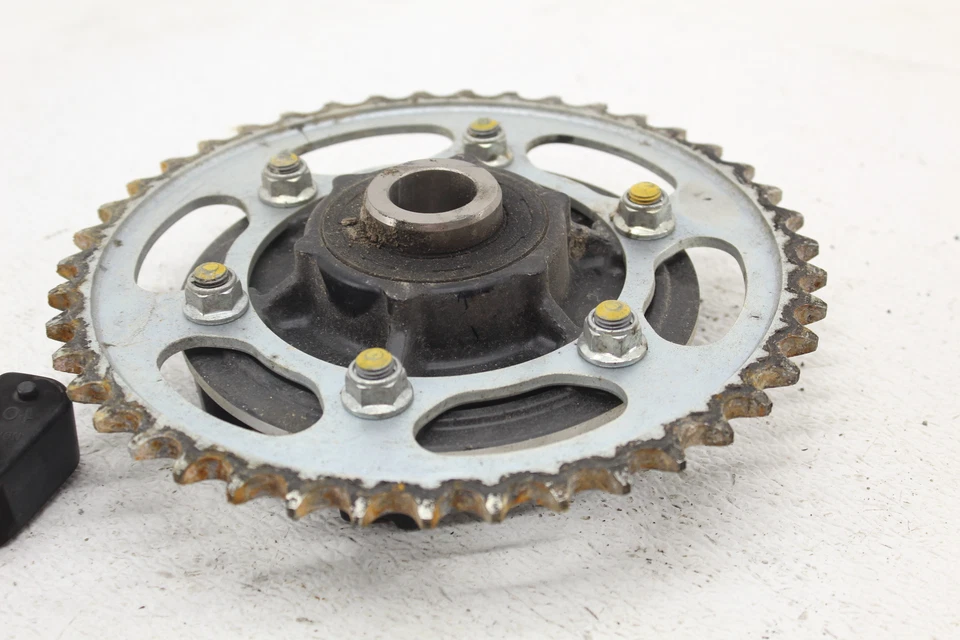 Piñón trasero Suzuki GSXR600 2023 Foto 3 de 4