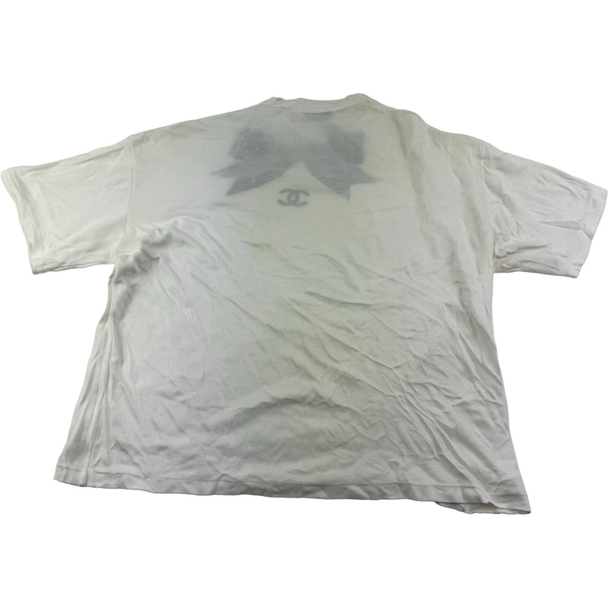 Chanel Boutique White Graphic T-Shirt Size Large - Classic Chanel Boutique White Graphic T-Shirt Size Large - Classic