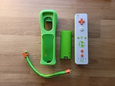 Yoshi Edition Motion Plus Remote Controller Nintendo Wii OEM Genuine Official