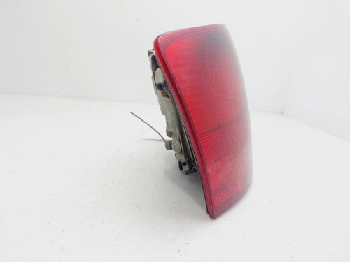 8E9945095E Piloto Trasero Izquierdo para AUDI A4 AVANT (8E) 2.0 TDI 2005 9079558 - Imagen 2 de 10