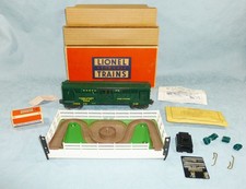 LIONEL POSTWAR 3356 HORSE CAR AND CORRAL SET, MINT UNUSED, GRADE 10, COMPLETE!