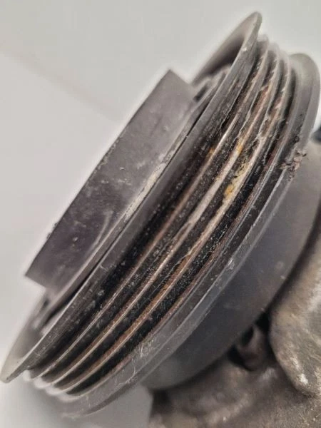 Compresor de aire acondicionado Chrysler PT Cruiser 2004-2009 con turbo 05058031AC Foto 3 de 4