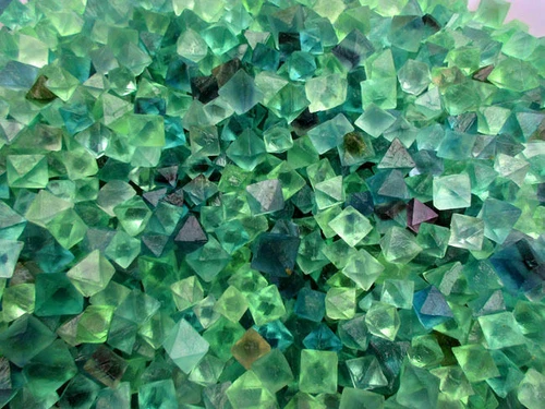 1/2 lb Beautiful Blue & Green Fluorite Octahedron Crystals - Bulk Lot - Picture 4 of 6