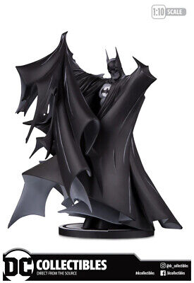 DC Collectibles Black and White Batman Joe Madureira Statue DC Collectibles Black and White Batman Joe Madureira Statue