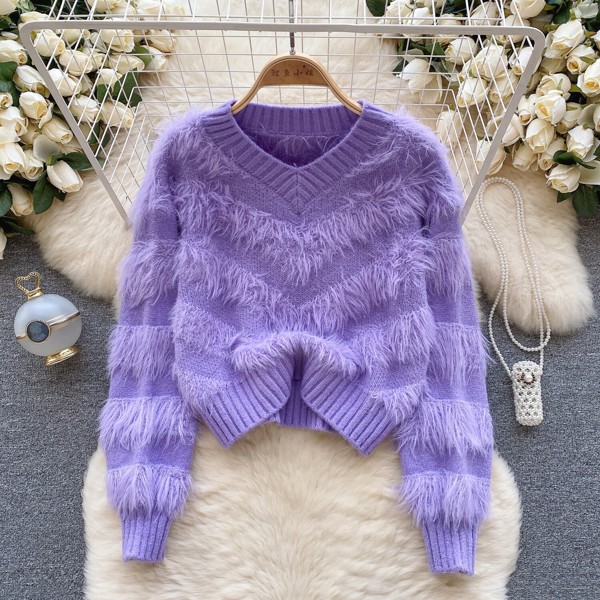 V Neck Pullover Knitted Loose Faux Fur Feather Patchwork