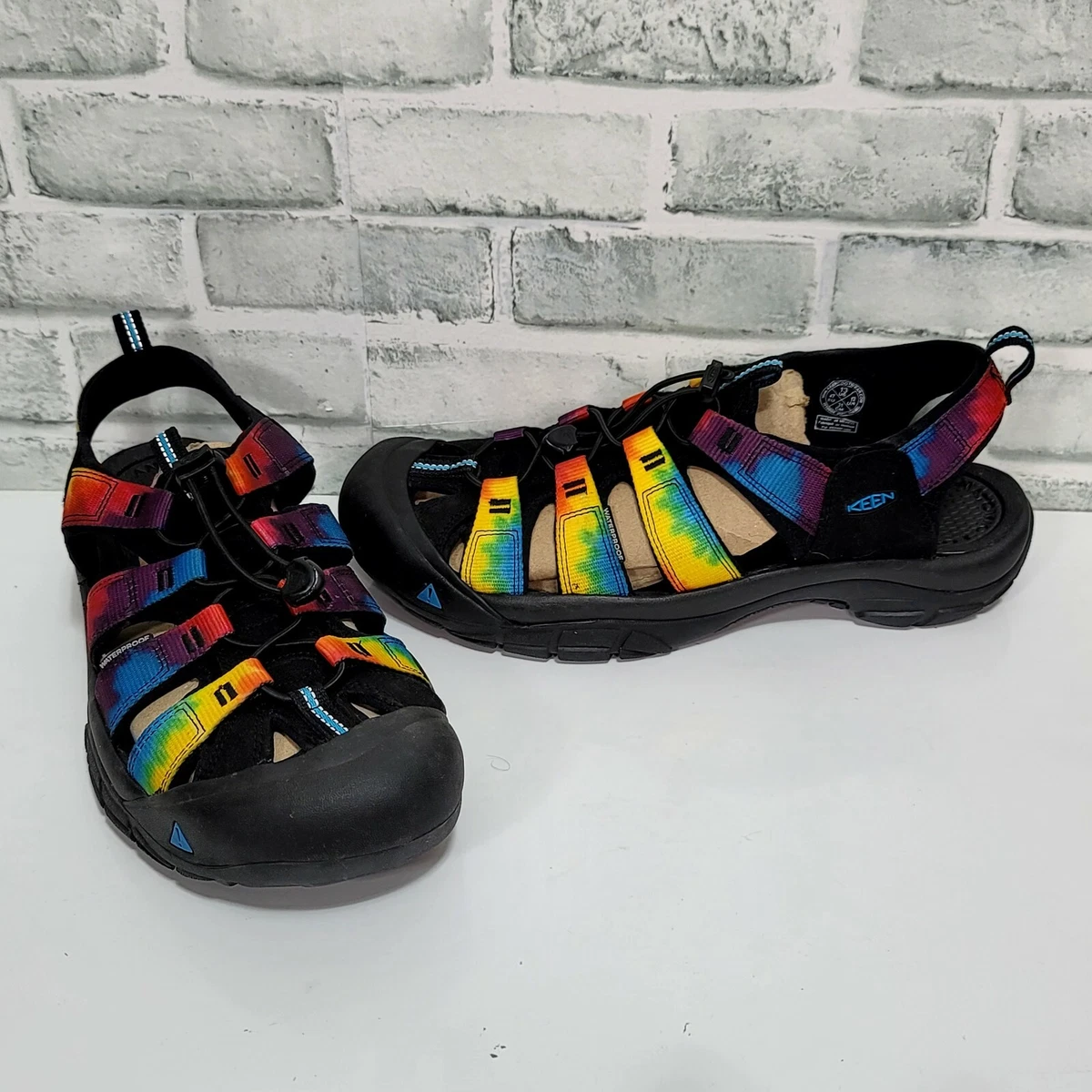 Rainbow tie dye keens hotsell