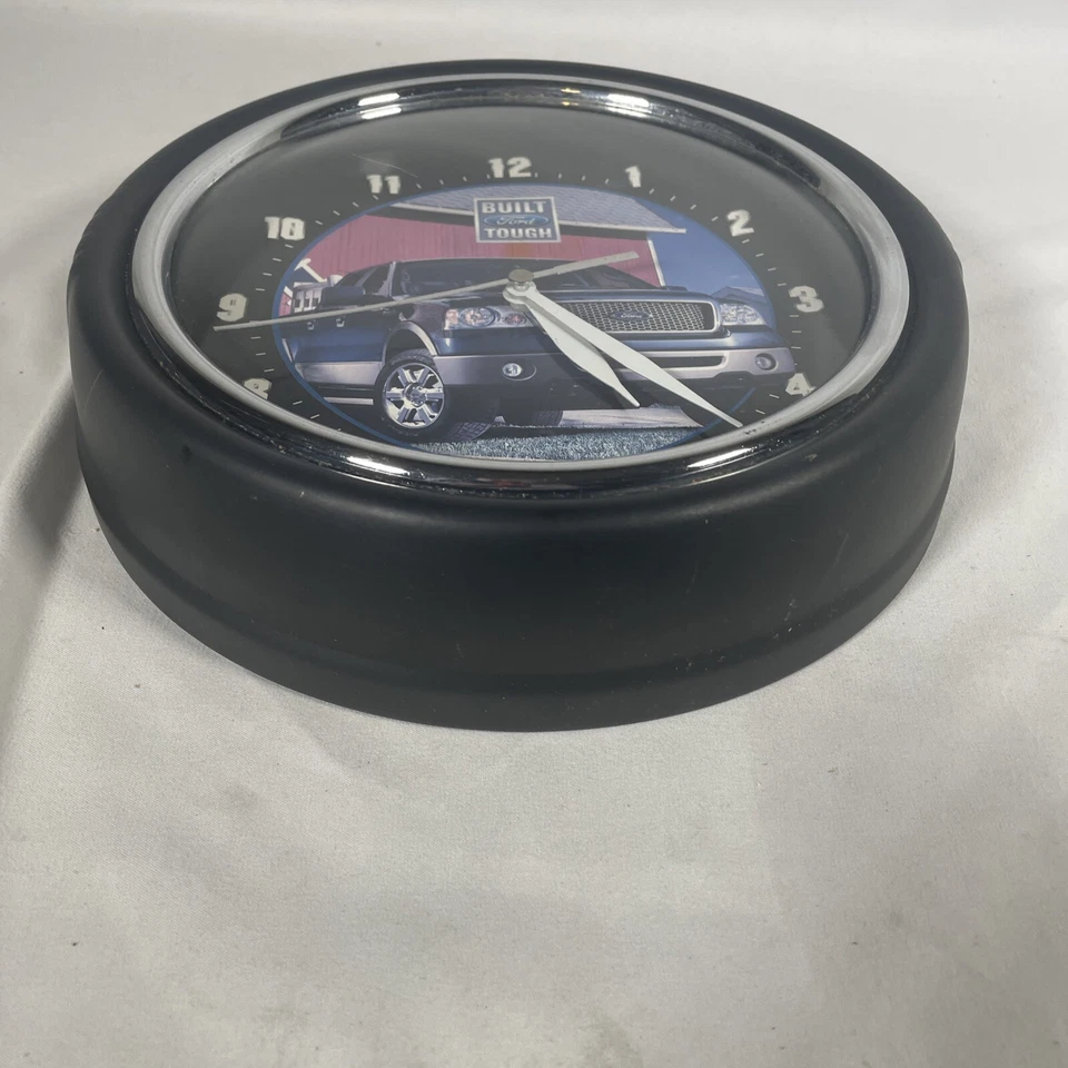 Construido Ford Reloj Resistente Probado Hombre Cueva Camión F-150 Granero Foto 3 de 4