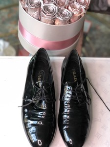 black lace up loafers