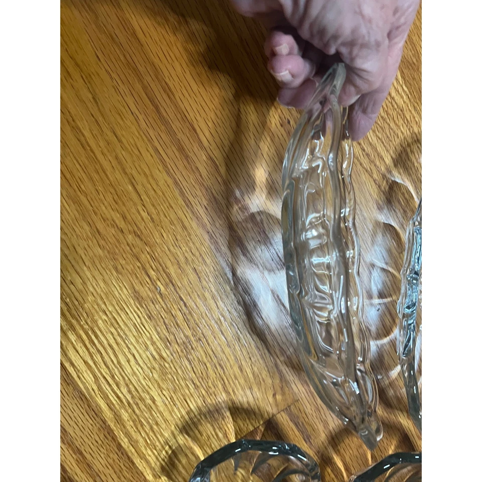 Vtg Set of 4 Anchor Hocking 8 1/2" Banana Split Dishes Scalloped Edges Perfect - Image 3 of 3