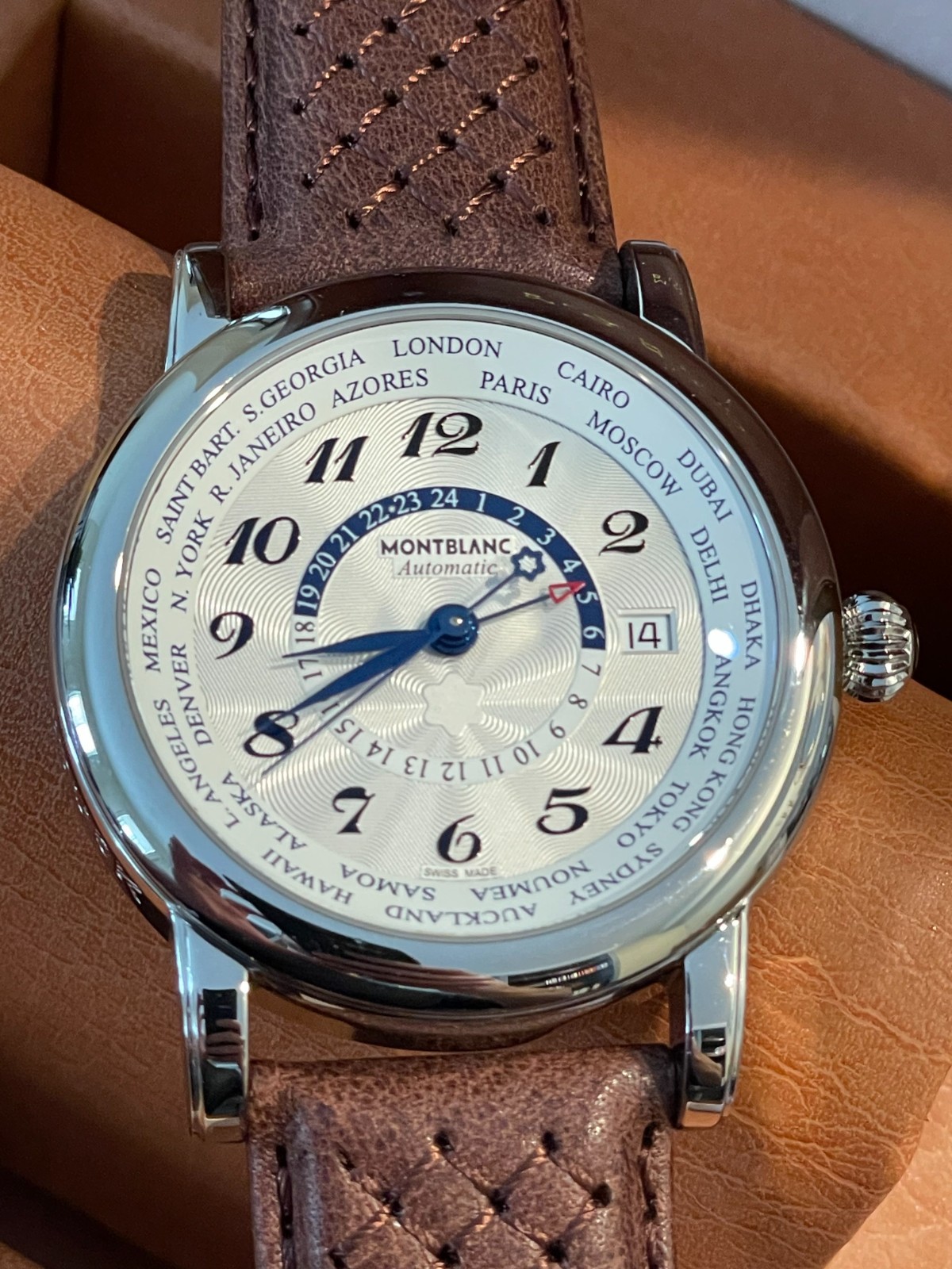 Montblanc Star World Time GMT Automatic Ref. 1064… - image 9