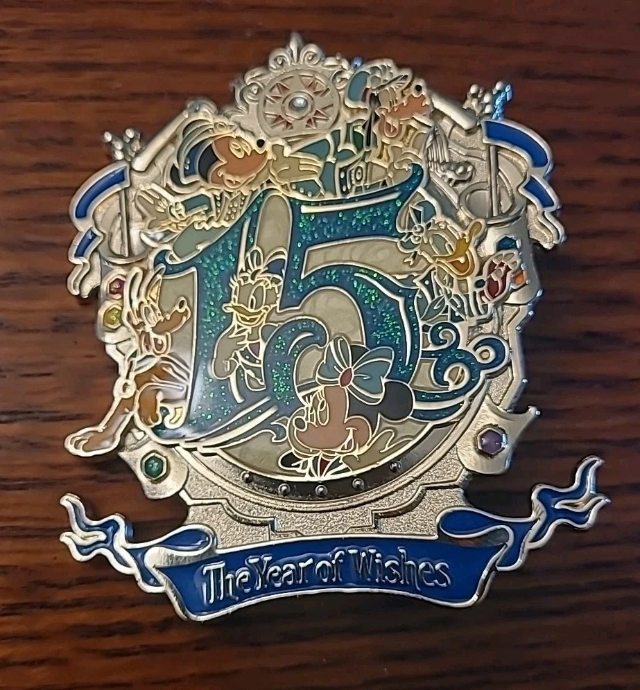 Disney Sea 15th Anniversary Pin, Tokyo Disney Resort Collectible Stunning EUC