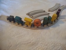 Wooden Train Set, 15 Pieces 8 Track 7 NameTrain Cars 