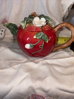 tea pot