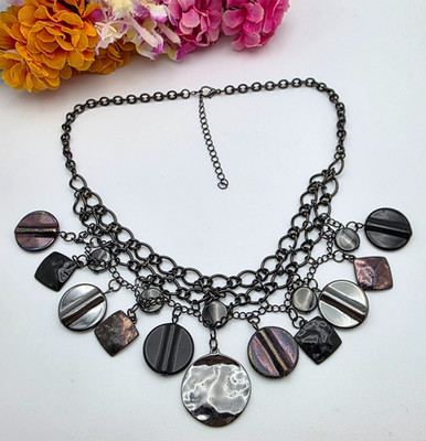 Premier Designs Style  On the Fringe  Gunmetal Statement Necklace 20  Rolo Chain