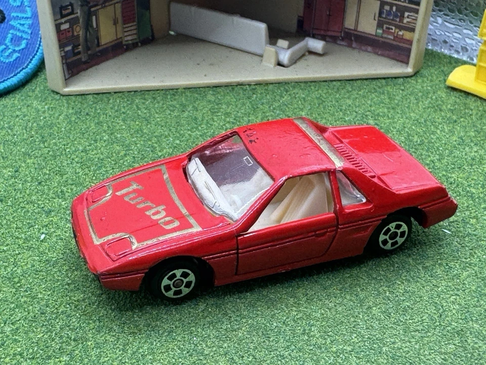 Soma Super Wheel Pontiac Fiero VTG Road Champs Casting 1/64 Diecast/Plastic - Image 3 of 4