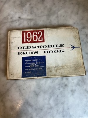 1962 Oldsmobile Facts Book Dealer Album Starfire, F85, 98, Super 88 ORIGINAL