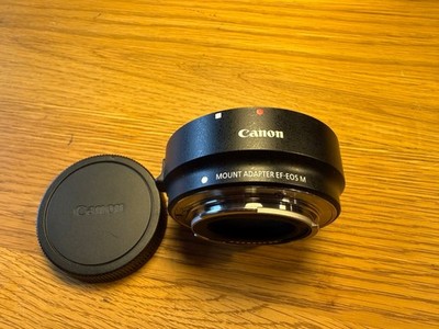 Canon Mount Adapter EF-EOS M in schwarz