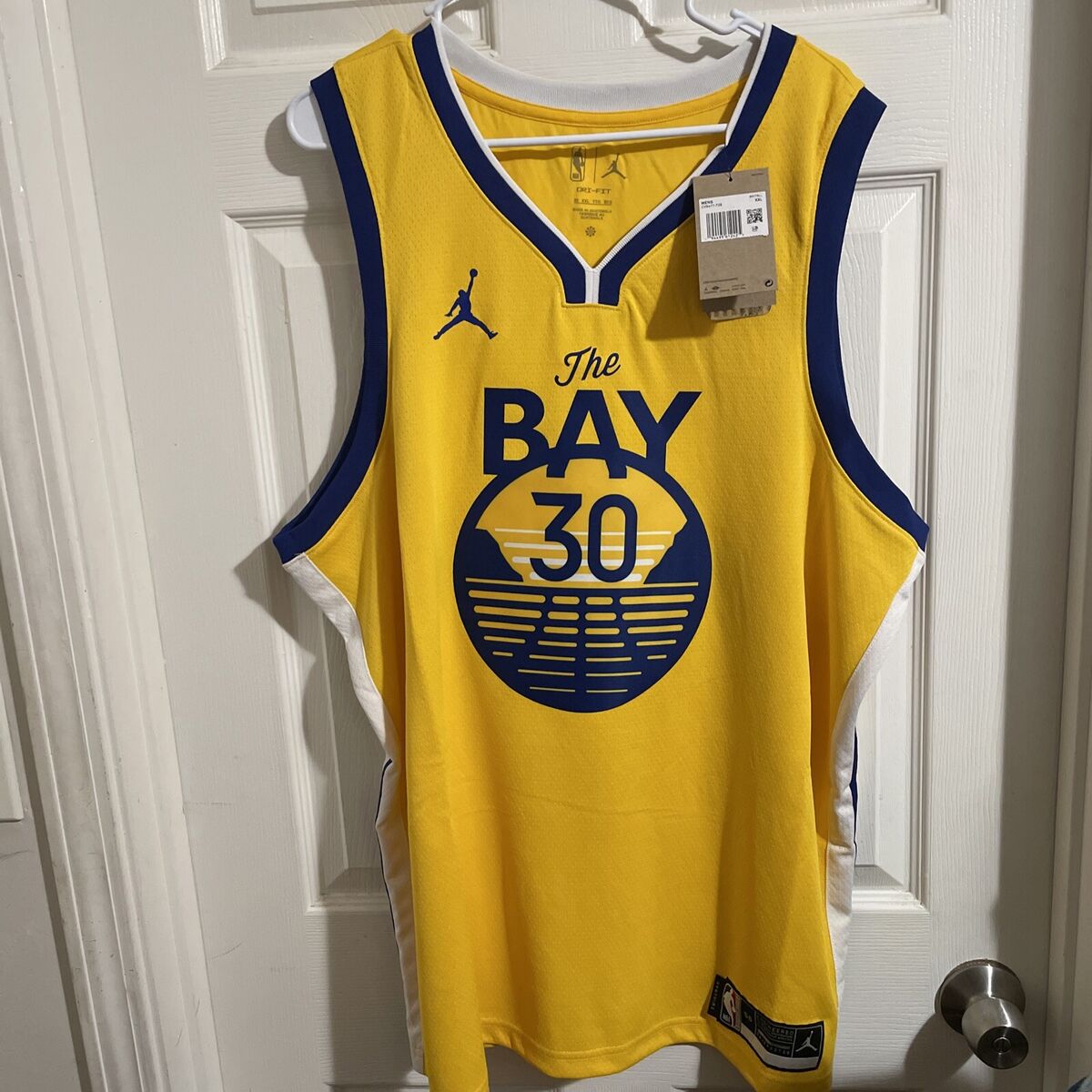Men Size XXL - GOLDEN STATE WARRIORS STEPHEN CURRY JERSEY Men Size XXL - GOLDEN STATE WARRIORS STEPHEN CURRY JERSEY