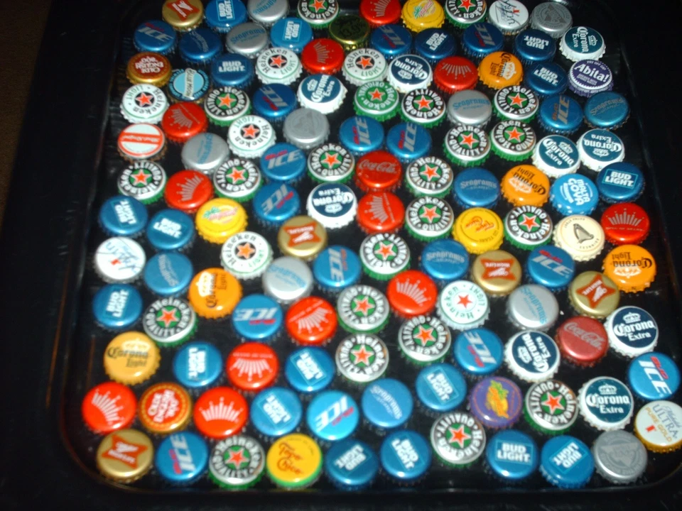 Lote misto de 110 tampas de garrafa de refrigerante suco de cerveja de metal suprimentos para arte e artesanato - Imagem 4 de 4