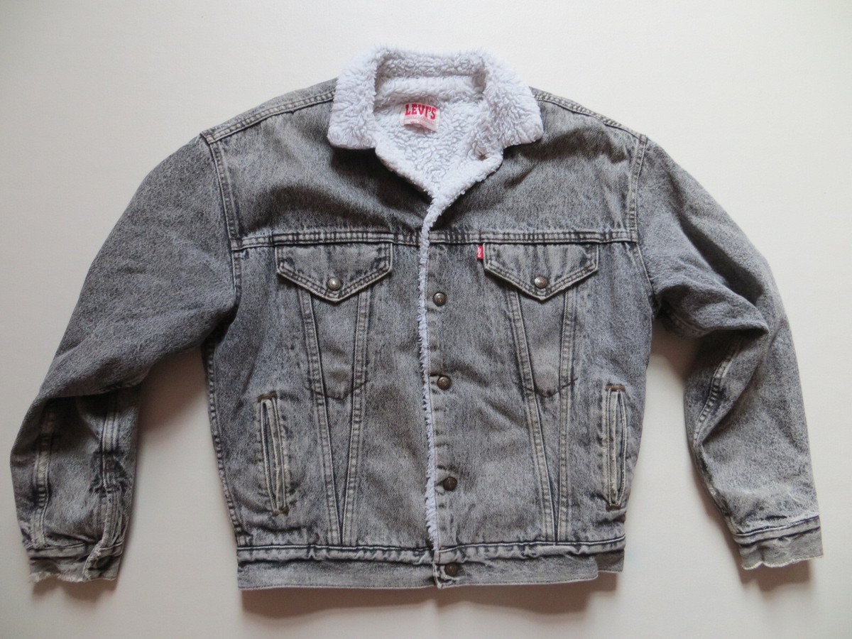 Levi's jacket denim jacket size XL gray fur lined, true vintage! Made in  USA!