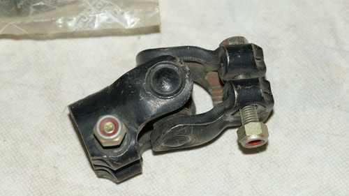Articulation cardan colonne de direction d'origine 4104.13 pour Peugeot 504 204 - Picture 2 of 6