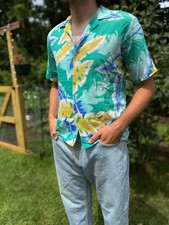 Islander Vintage Hawaiian Men  s Medium Shirt Floral USA made