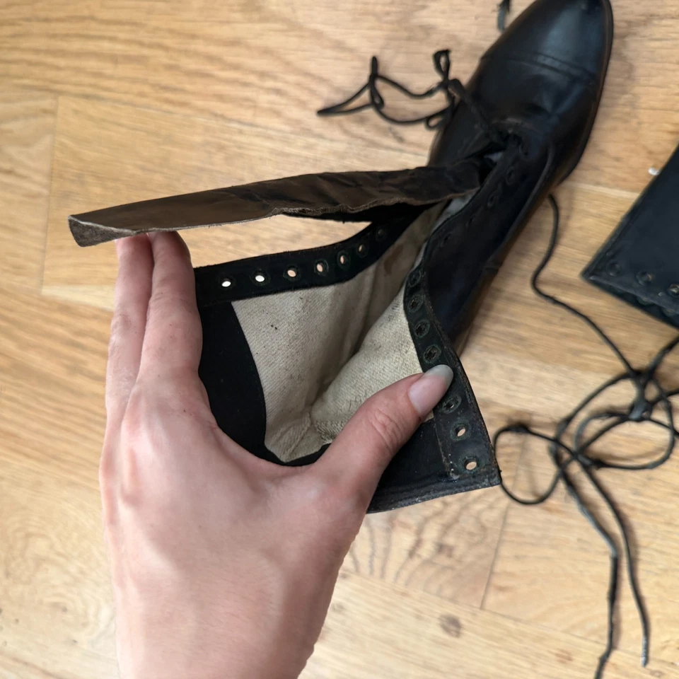 Botas antiguas victorianas/edwardianas de cuero negro con cordones - Cordones originales restaurados a mano Foto 4 de 4