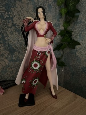 Boa Hancock One Piece Sammlerfgur 28cm Wie Neu mit Ovp Funko Pop
